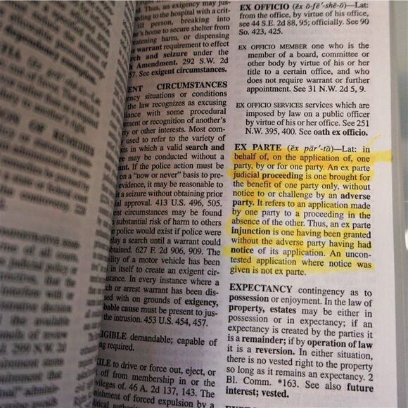 Law Dictionary Barron's Legal Guides By Steven Gifis Vinyl Bound 2003 - Picture 7 of 7